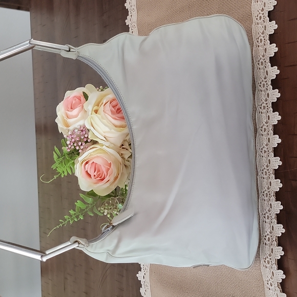 Authentic Prada shoulder bag - Picture 4 of 10